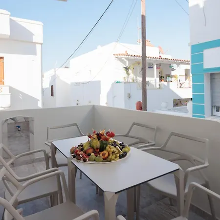 Story Boutique Naxos דירה